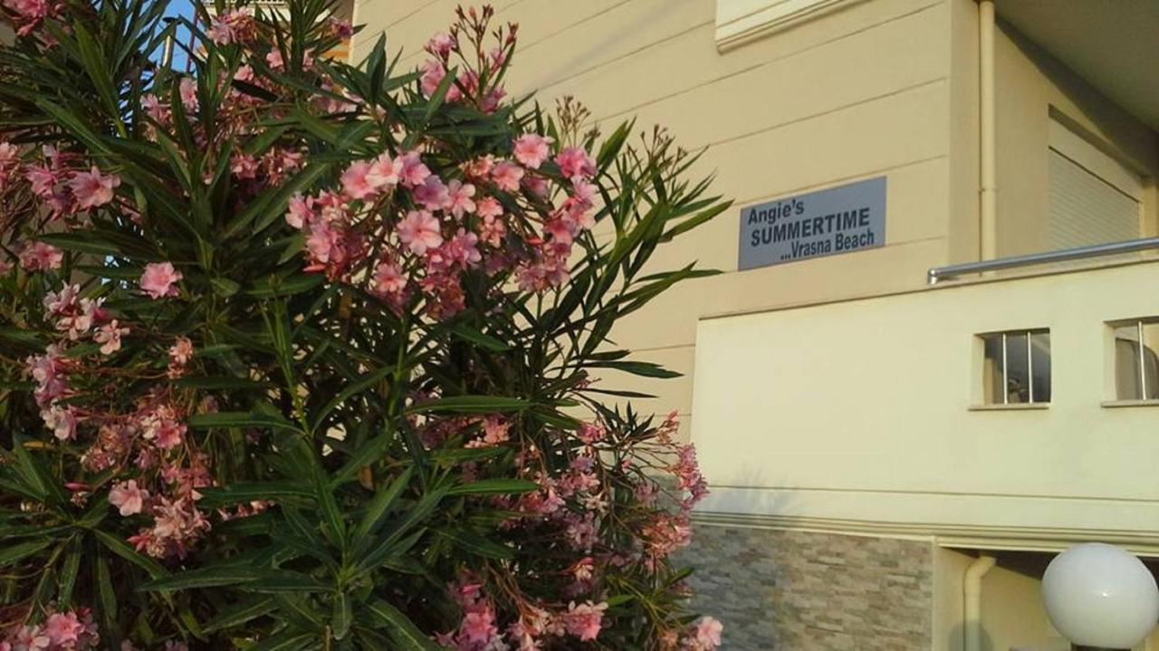 Angie'S Summertime Vrasná Zewnętrze zdjęcie